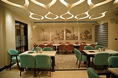 Govindam Restaurant, Bhadra