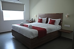 Hotel Ivory Towers, Mysore