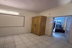 Newly opened apartment with all facility, Delhi