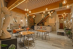 The Leaf Hotel, Ludhiana