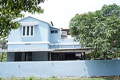 Vintage Valley Retreat - 3BHK Villa near Rajagiri Hospital, Cochin
