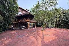 Ayur Stay by The Lake, Neyyattinkara