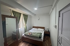 Mall Nest Stay, Darjeeling
