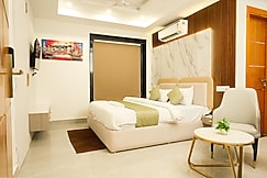 Mazestic Bay, Noida