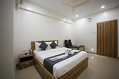 HOTEL AURA INN, Pune