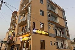 Hotel Sarweshwar Palace., Khatu