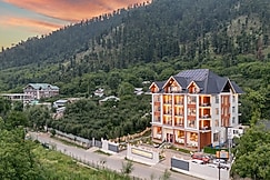 THE GRAND CLIFF (BY MARVILLA), Pahalgam