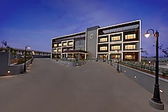 Desert Inn Beacon Greater Rann of Kutch, Bhuj