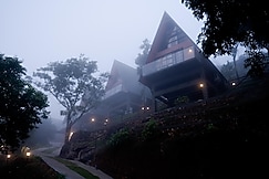 Cliff and Cloud Resort, Vagamon