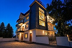 Alaya Stays Snowdrop Retreat | 3 BHK Apartment | Near Mall Road, Mussoorie