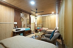 Full Stop Hostel, Rishikesh