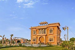 ELIVAAS Nirvana Farms | 5 BHK Farmhouse with Pvt Pool, Jaipur