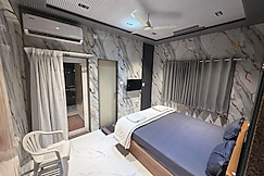 Saiprasad suite & stay, Sillod