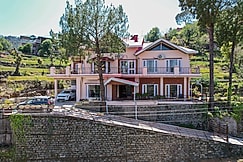 Saffronstays Cosy Crest, Solan