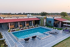 Alaya Stays Batlaw Classic 5 BHK Villa with Pvt Pool & Gazebo, Manesar