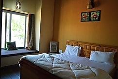 AARON COTTAGE, Mukteshwar