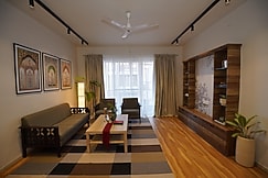 Vayavia - Entire 3BHK Themed Homestays, Nashik