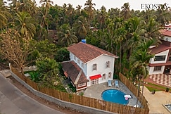 EKOSTAY - Sea Lagoon Villa, Alibaug