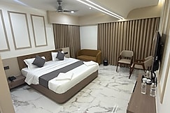 HOTEL YAGNIK INN, Rajkot