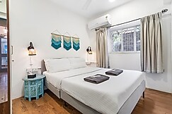 Tori 1BHK in Bandra W by SquareOne Stays, Mumbai