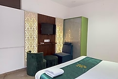 Cosmos Lite Hotel - Vijay Nagar, Indore