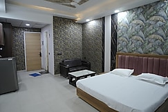 Arista Stay | Studio Apartments, Greater Noida