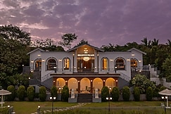 Saffronstays Bellevue Palace, Nashik