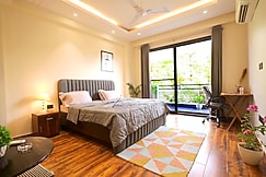 ZEALIN Stays Golf Course Road Phase 1, Gurgaon