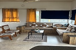 Dalipfarm River View Guestroom, Panchkula