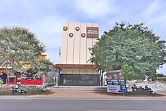 ARTHANA GRAND INN, Udumalapet