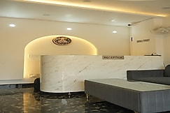 Hotel Urban Crown, Jaipur