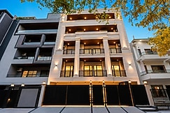 Liv Regalia Luxora Stays near Galleria, Gurgaon