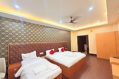 Hotel Lavish Grand, Guwahati