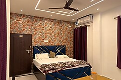 Hotel Bajarangabali, Ayodhya