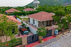 Alaya Stays MS Valley Groves | 2 BHK Villa with Pvt Pool, Bansur