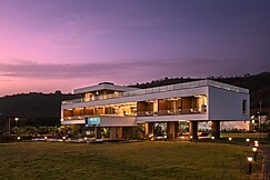 SaffronStays Anndaz Riviera, Nashik