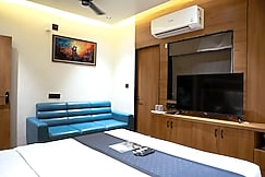 Hotel The Infinity, Rajkot