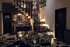 Montera 4BR Mountain views Terrace Pool Garden, Dehradun
