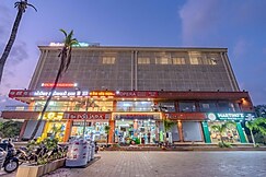 Hotel Monville, Vapi