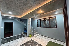 Azan Guest House, Srinagar