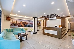 Hotel RV Grand, Robertsganj