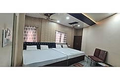 Kashi Ganga Guest House Near Shivala & Assi Ghat, Varanasi