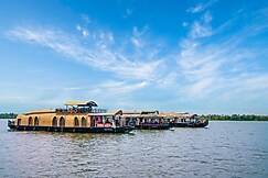 Rudra Houseboat, Vaikom