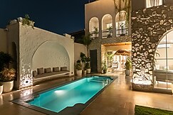 Jade Manor | Swimming Pool | Jacuzzi, Kharar