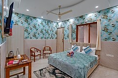 Restin Hotel Sector 63A & Sector 62, Noida