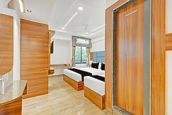 Hotel O CG STAY, Gandhinagar