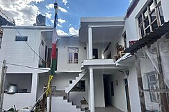 Yang tso Homestay, Tabo