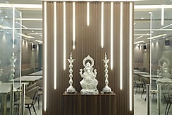 Sree Lakshmi Narasimma Hotel & Residency, Thiruthani