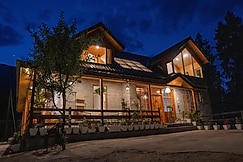 Banphool by Qasr Keys, Manali
