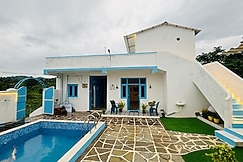 Holiday Nest Resort (Private pool villa), Ananthagiri